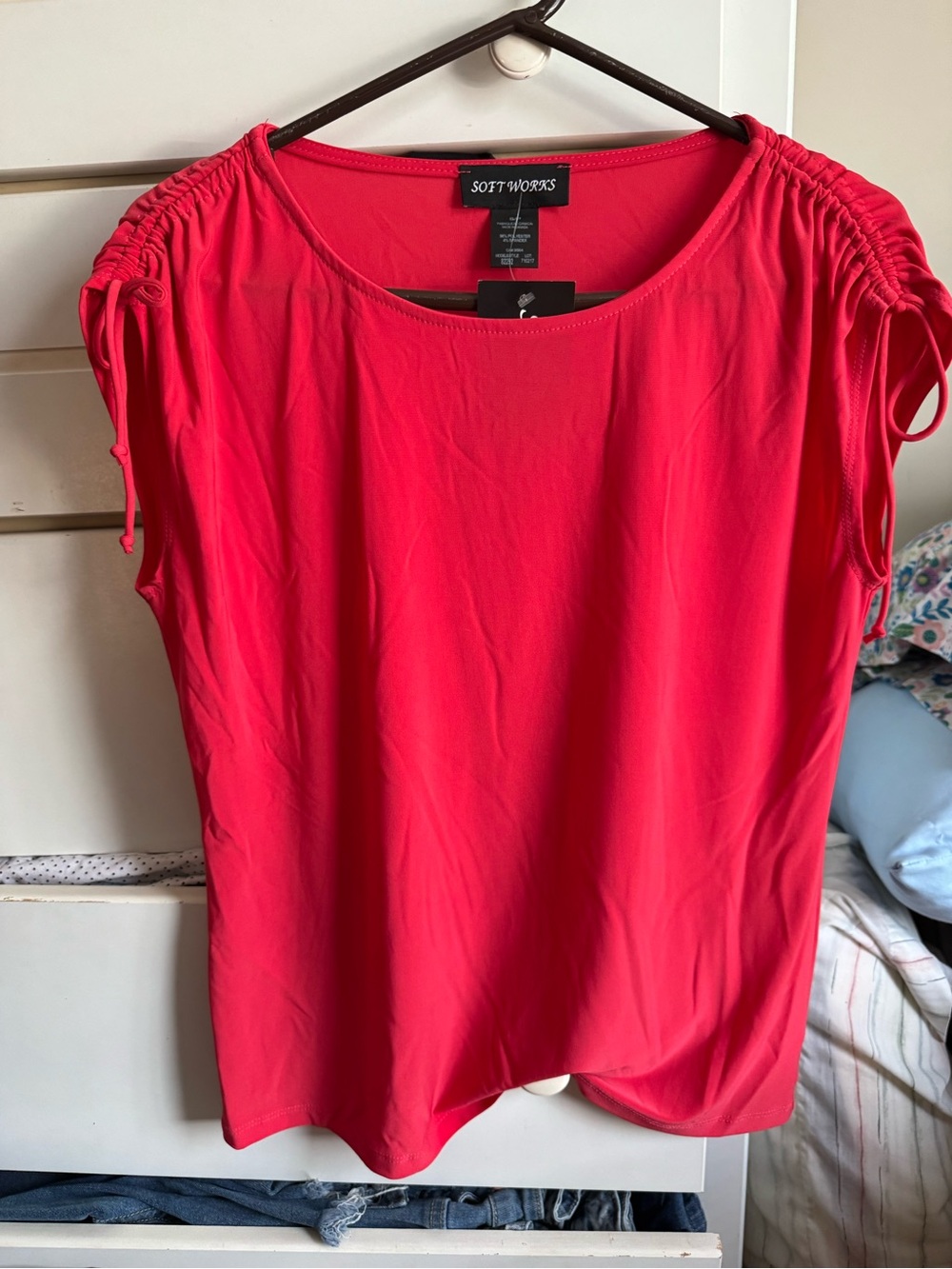 Women's Hot Pink Short-Sleeve Ruched Shoulder Tee